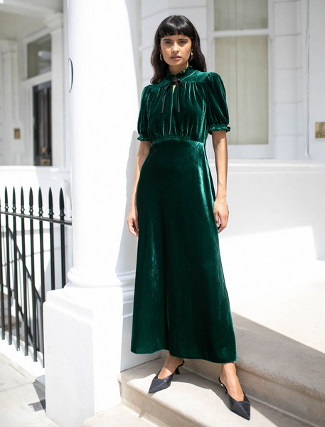 Cue green 2025 velvet dress