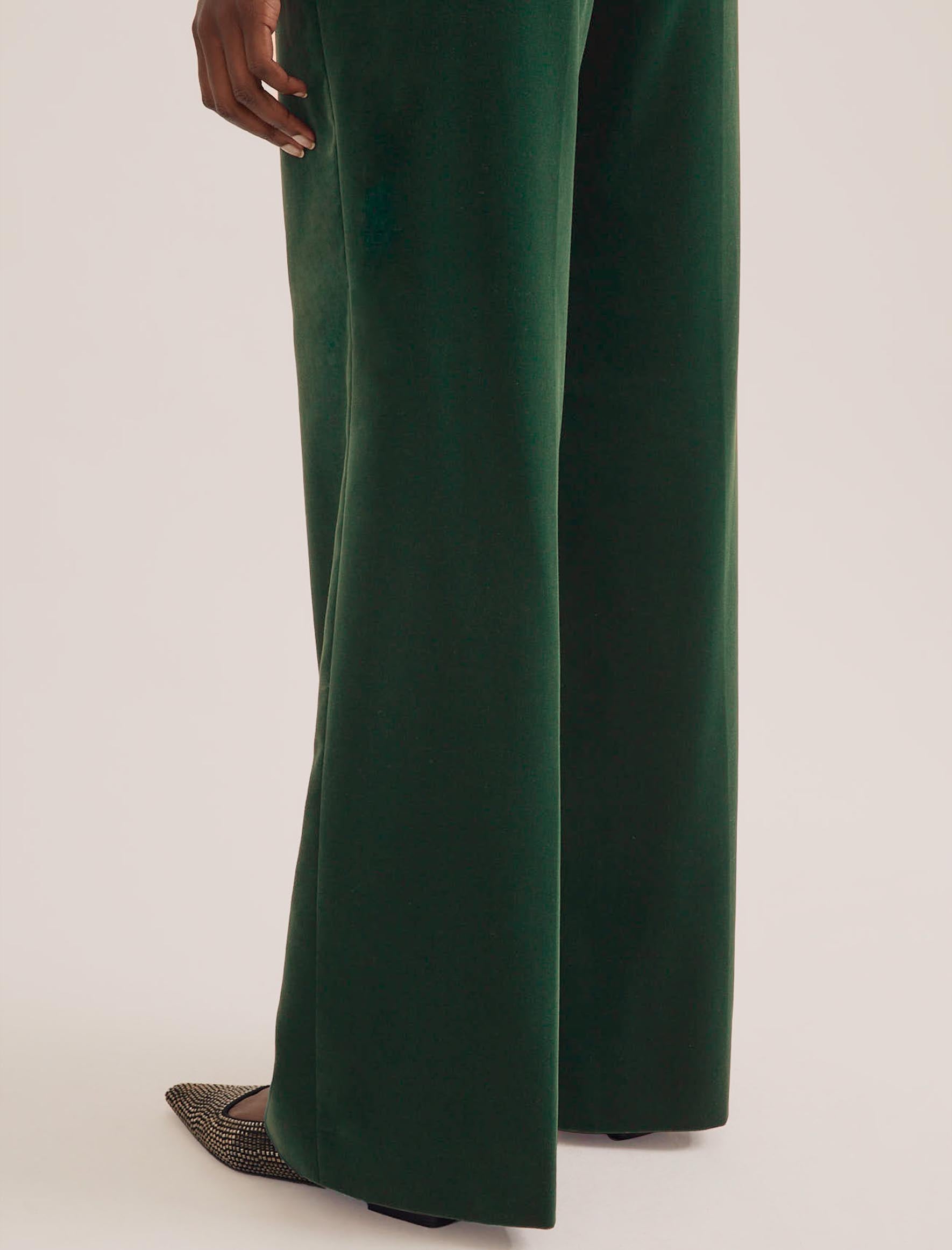 Velvet trousers Fendi Green size 48 IT in Velvet - 40634345