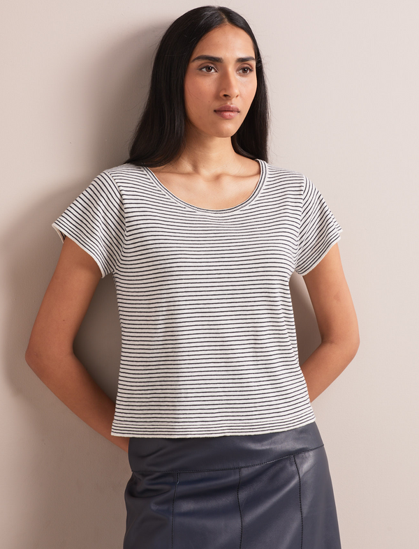 Madison Linen Blend Round Neck Knit T-Shirt - White Navy Stripe