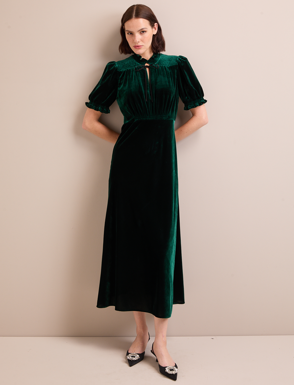 Irina Bias Cut Velvet Maxi Dress - Green