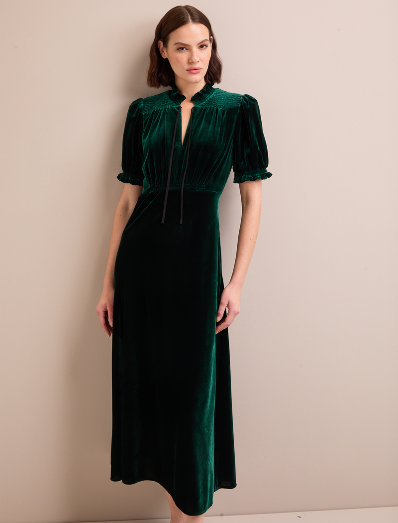 Irina Bias Cut Velvet Maxi Dress - Green